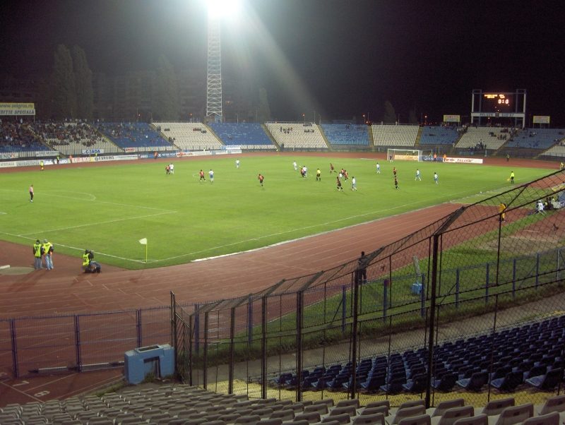 Vechiul stadion din Craiova, în nocturnă